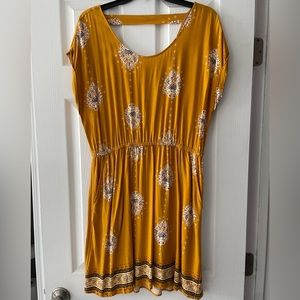 Pink Republic sleeveless dress. Size XL.